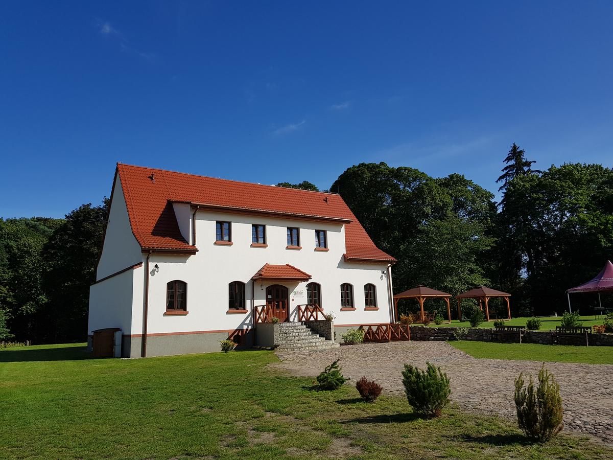 Фермерские дома Gospodarstwo nad jeziorem Załom